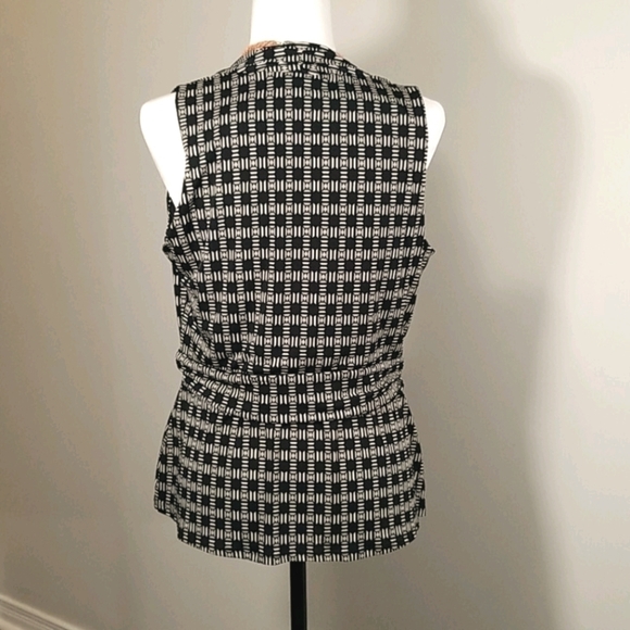 White House Black Market Women's Top Size L Sleeveless Tunic Elastic Waist - Picture 3 of 7